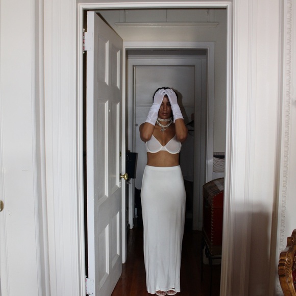 Meet your Posher, Marisa - Picture 2 of 2